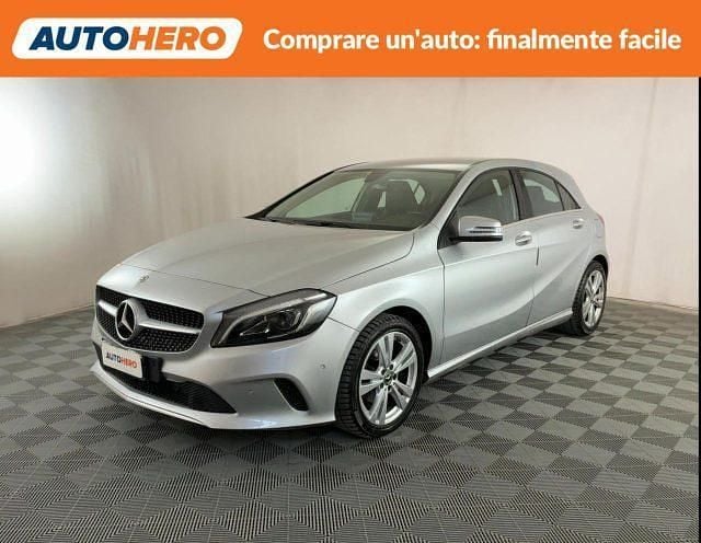 Usata Mercedes A180 115 CV (84 kW) 2018 Argento Berlina