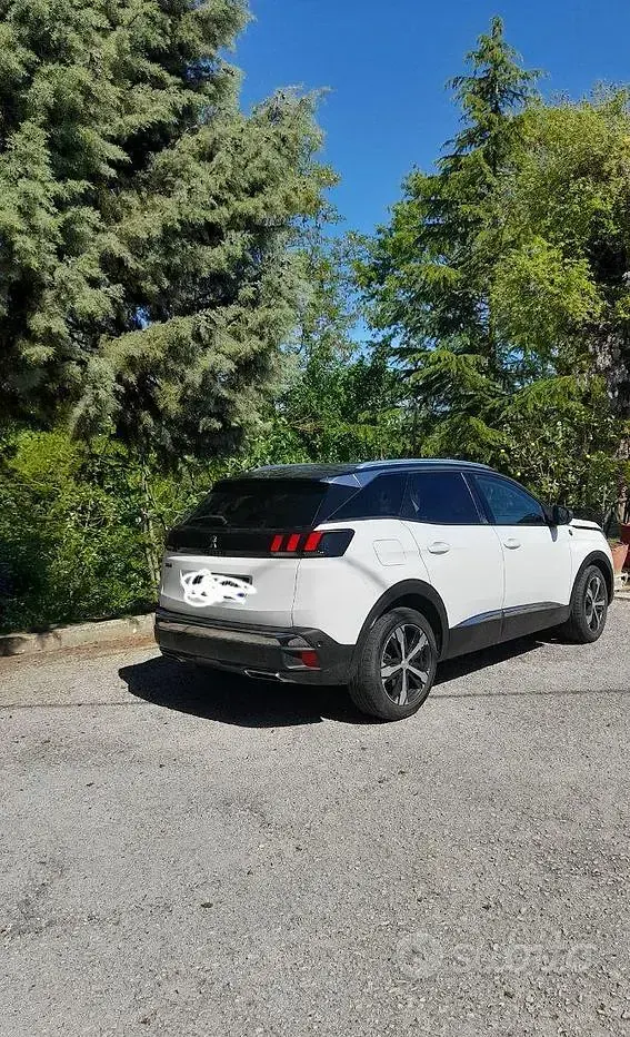 Usata Peugeot 3008 131 CV (96 kW) 2018 Bianco SUV