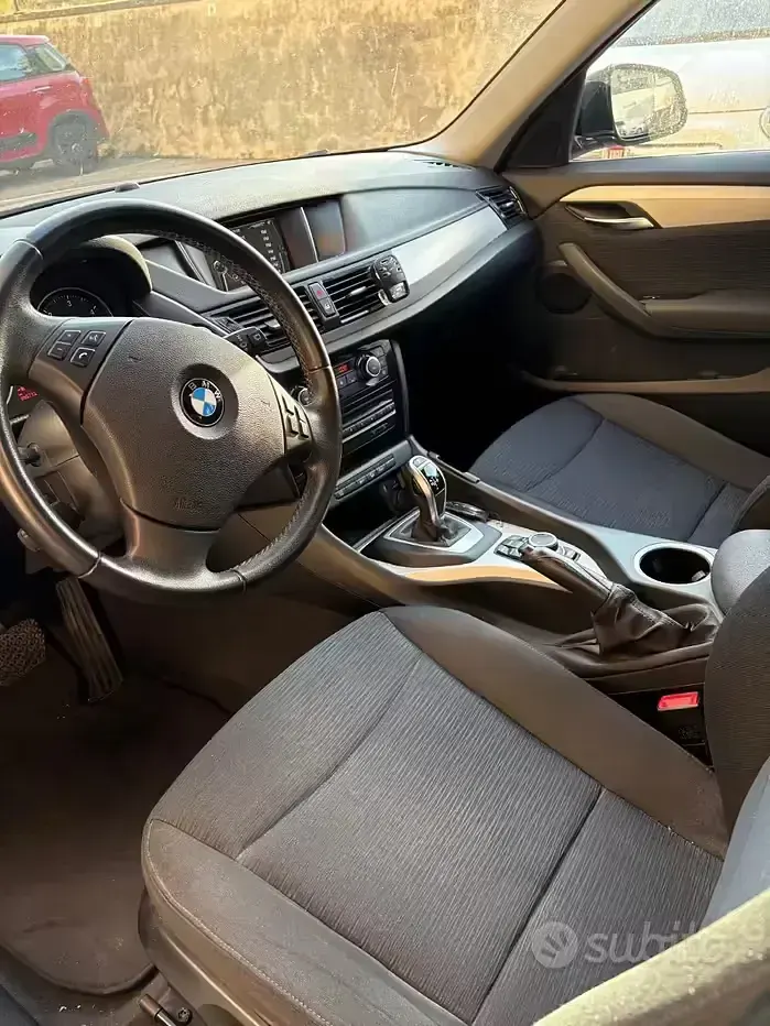 Usata BMW X1 143 CV (105 kW) 2014 Nero SUV