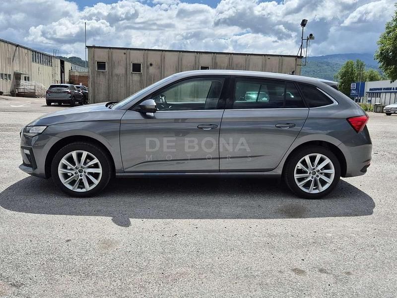 Nuova Skoda Scala Style 116 CV (85 kW) 2025 Grigio graphite metallizzato Utilitaria
