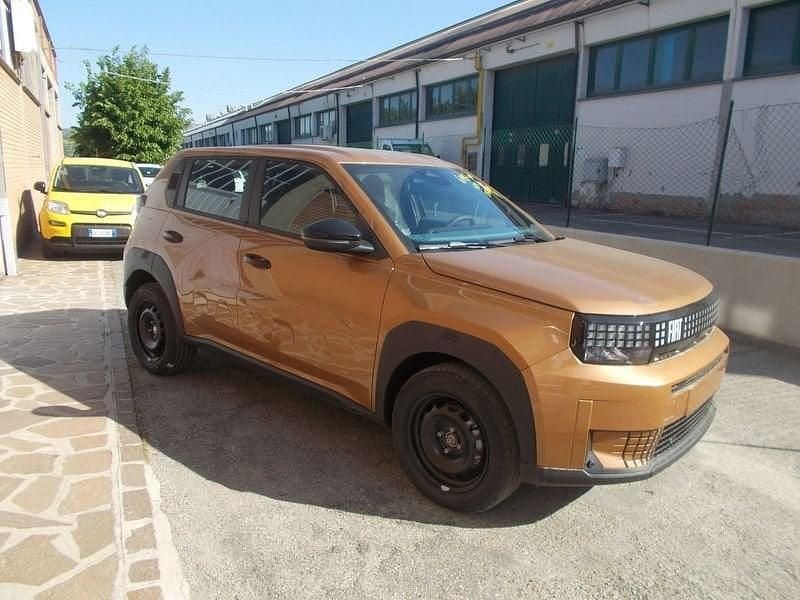 Nuova Fiat Grande Panda Icon 101 CV (74 kW) 2026 Bronzo Utilitaria