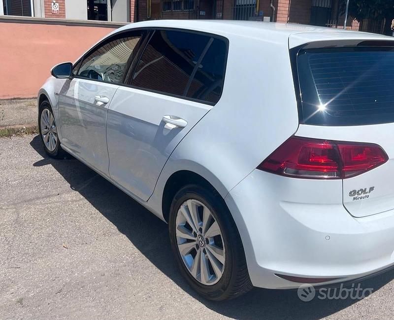 Usata VW Golf VII 110 CV (80 kW) 2014 Bianco Berlina