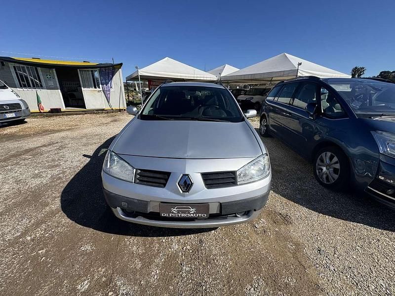 Usata Renault Mégane GrandTour Authentique 101 CV (74 kW) 2005 Argento Station wagon