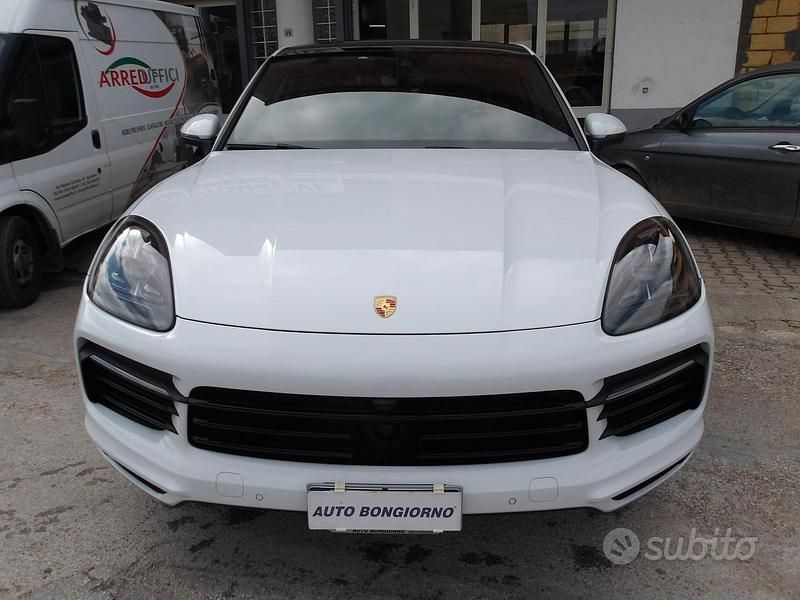 Usata Porsche Cayenne Coupe 339 CV (249 kW) 2019 Bianco Coupé