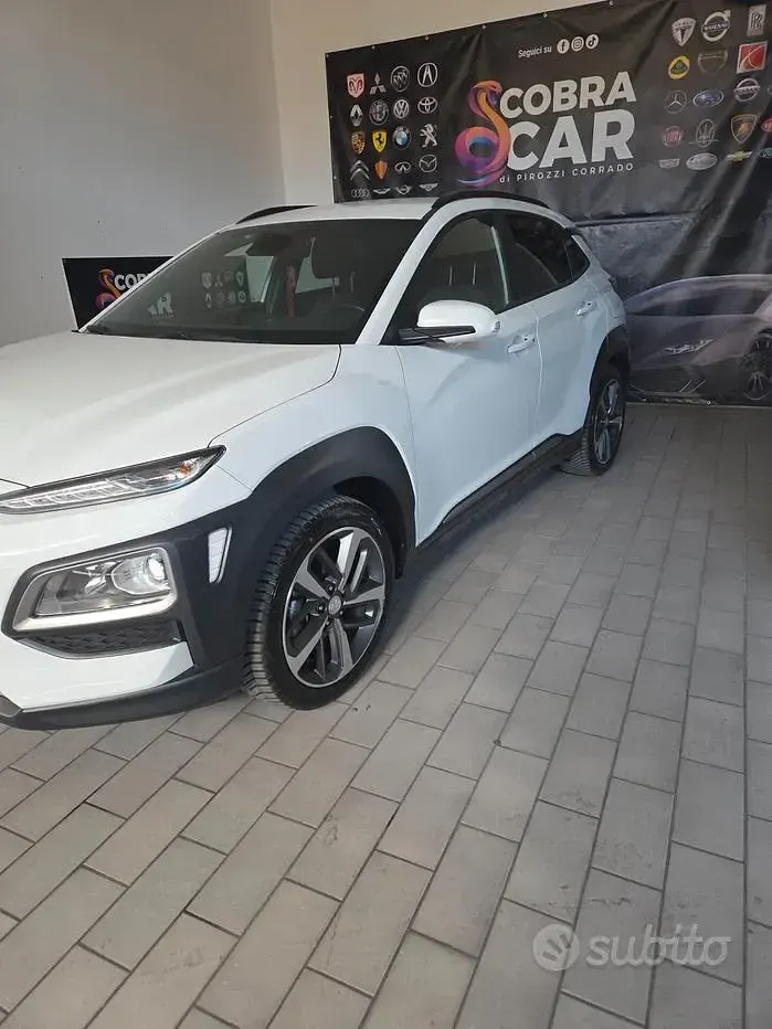 Usata Hyundai Kona Style 116 CV (85 kW) 2018 Bianco SUV