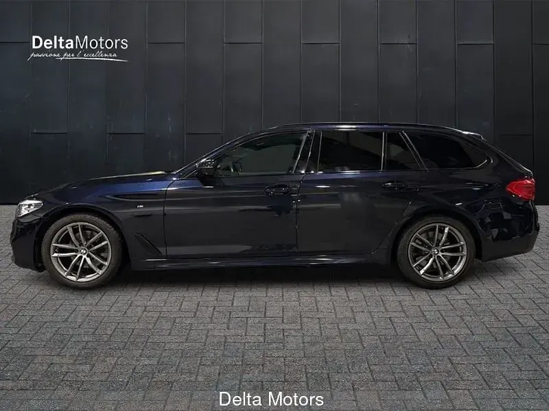 Usata BMW 520 M Sport 190 CV (139 kW) 2019 Blu scuro metallizzato Station wagon