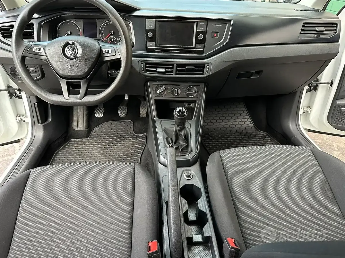 Usata VW Polo Trendline 60 CV (44 kW) 2019 Bianco Utilitaria