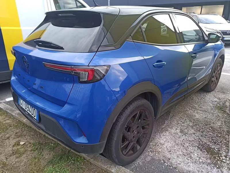 Usata Opel Mokka 101 CV (74 kW) 2024 Blu SUV