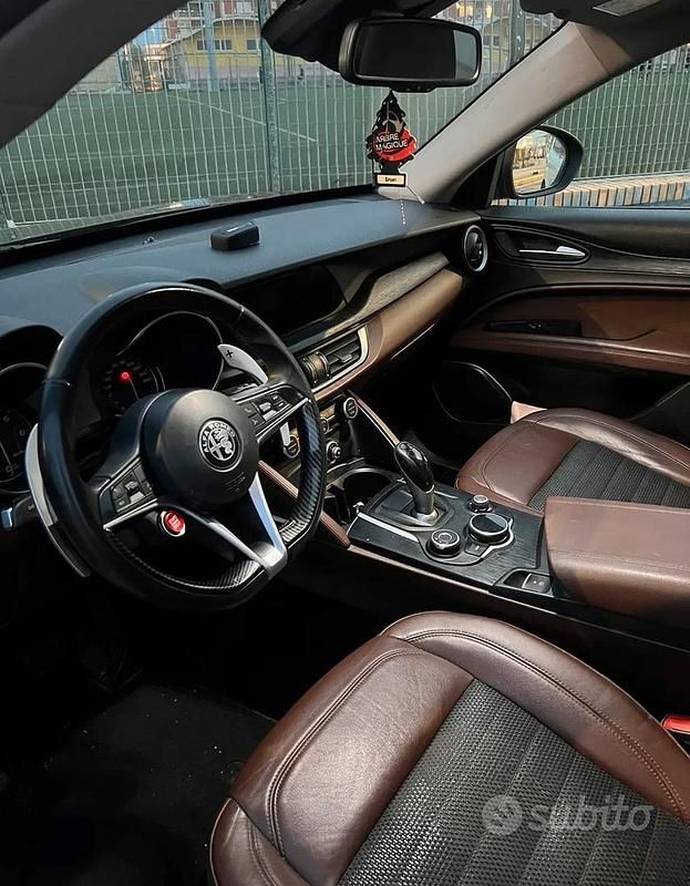 Usata Alfa Romeo Stelvio 2017 Nero SUV