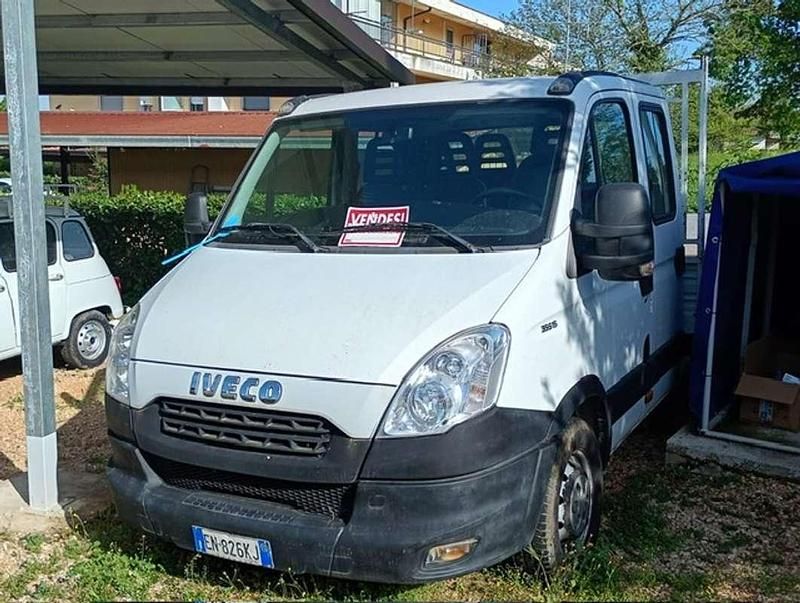 Usata Iveco Daily 145 CV (106 kW) 2012 Bianco