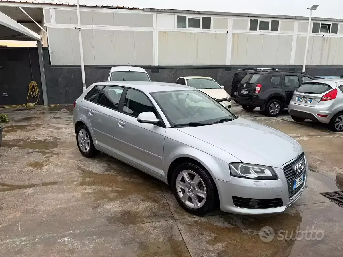 Usata Audi A3 Ambition 140 CV (102 kW) 2010 Grigio Utilitaria