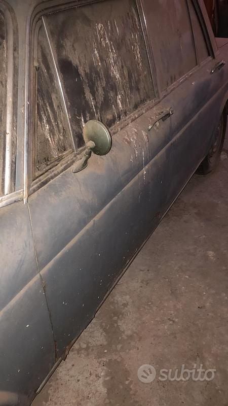 Usata Lancia 2000 1970 Grigio Berlina
