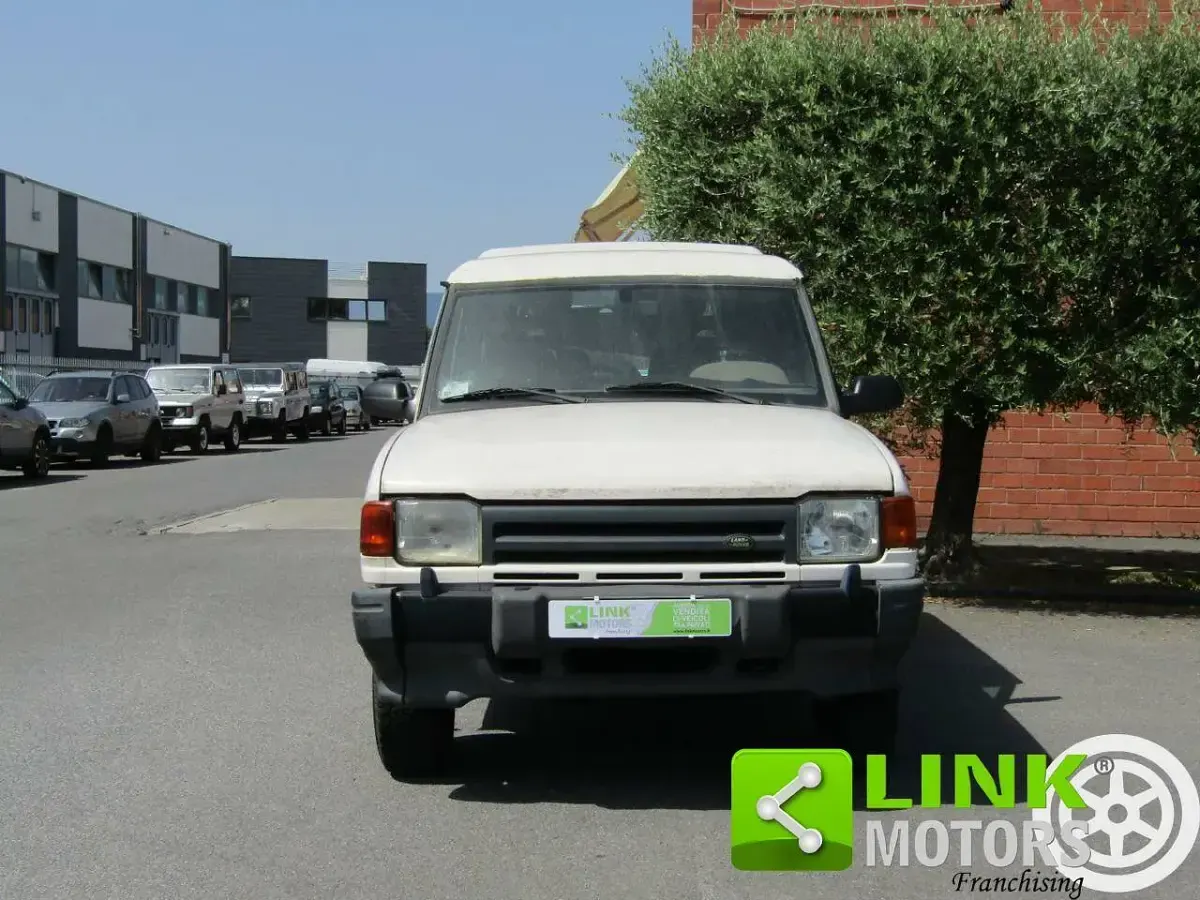 Usata Land Rover Discovery 182 CV (133 kW) 1996 Bianco SUV