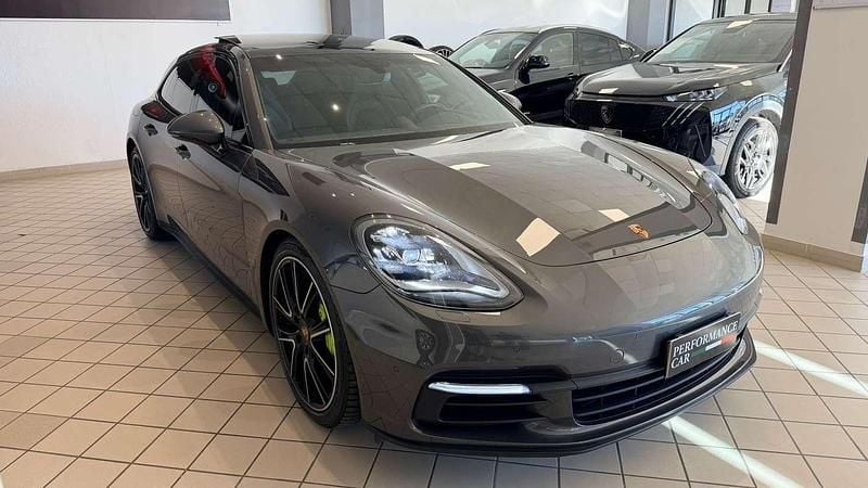 Usata Porsche Panamera 4 Sport Turismo Sport Turismo 330 CV (242 kW) 2018 Grigio Station wagon