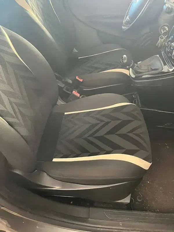 Usata Lancia Ypsilon Gold 69 CV (50 kW) 2017 Bronzo Utilitaria