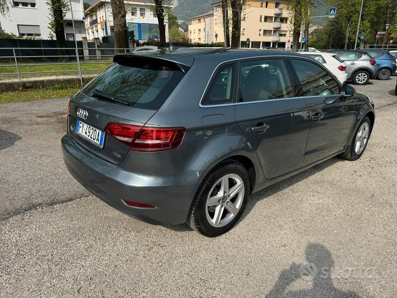 Usato 2018 Audi A3 Sportback 1.5 Benzin 150 CV (19.900 €)