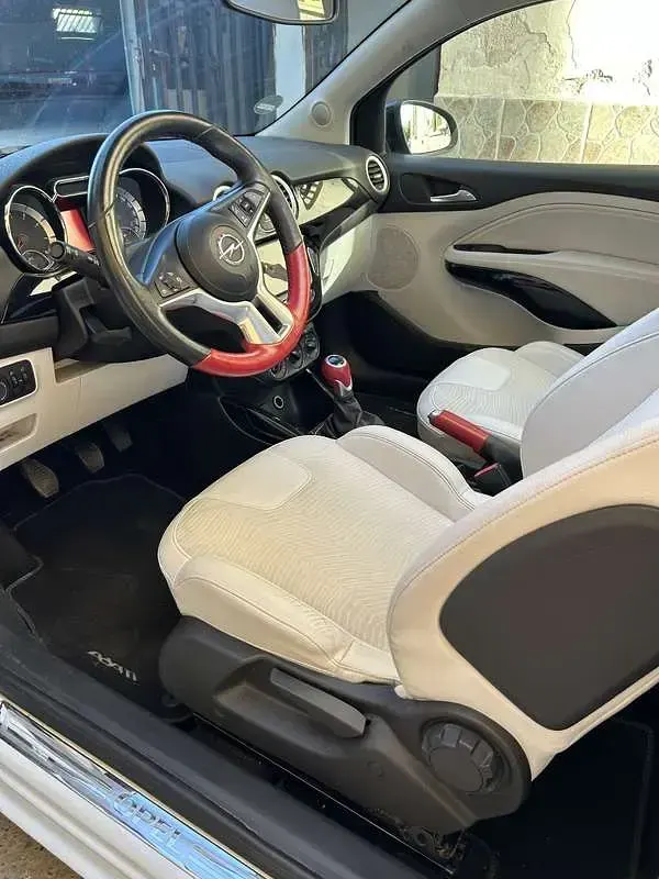 Usata Opel Adam Slam 87 CV (63 kW) 2016 Utilitaria