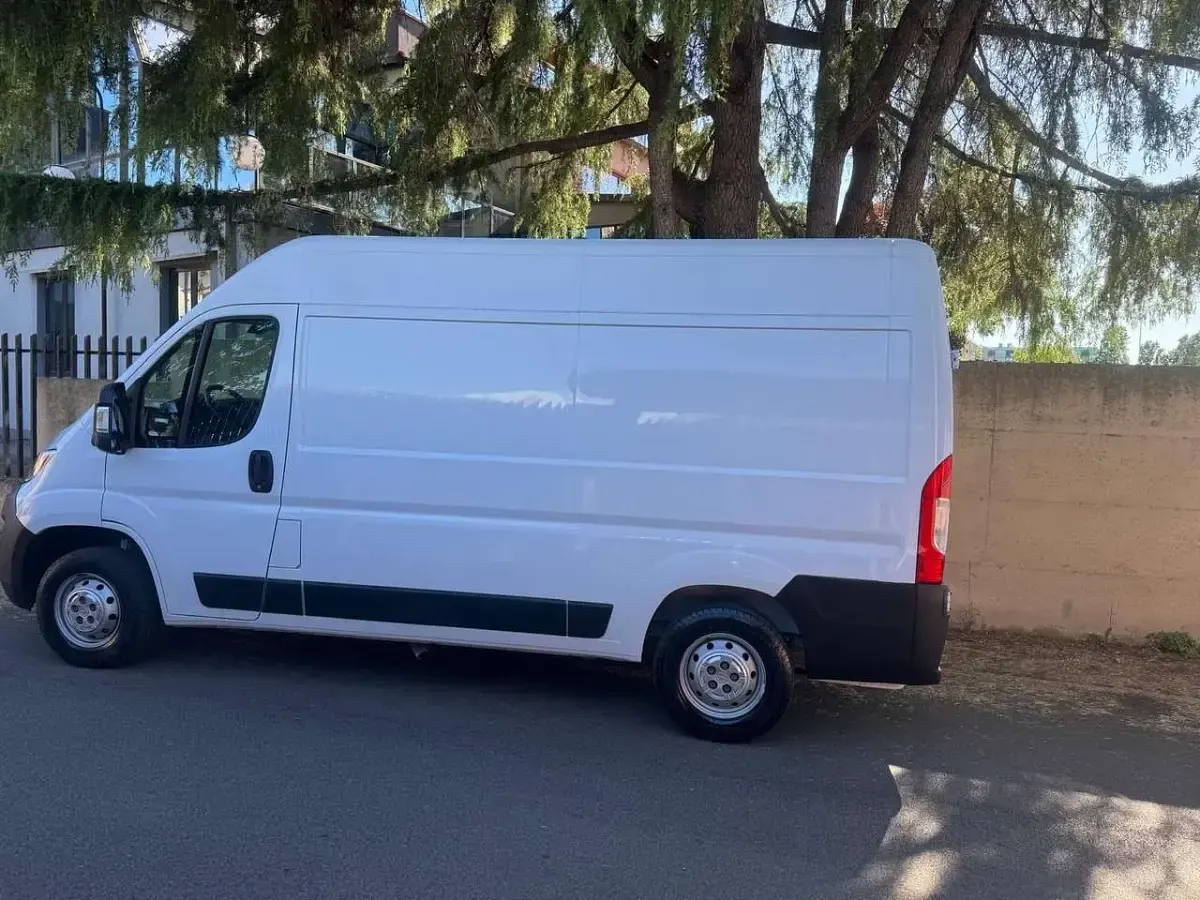 Usata Opel Movano 120 CV (88 kW) 2023 Other Furgone