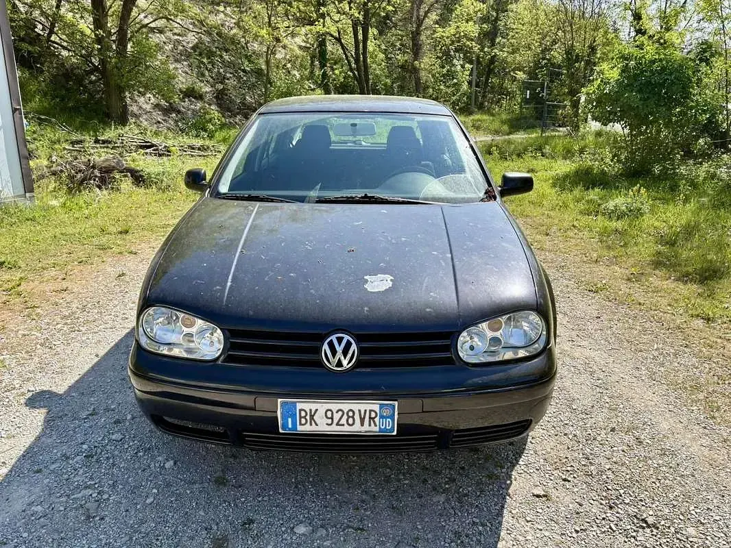 Usata VW Golf IV 90 CV (66 kW) 2001 Nero Berlina