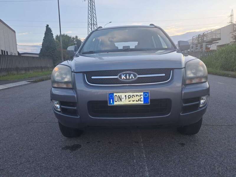 Grigio Usata 2008 Kia Sportage Active SUV | 3000 € (Ottimo prezzo) - Immagine 1/4