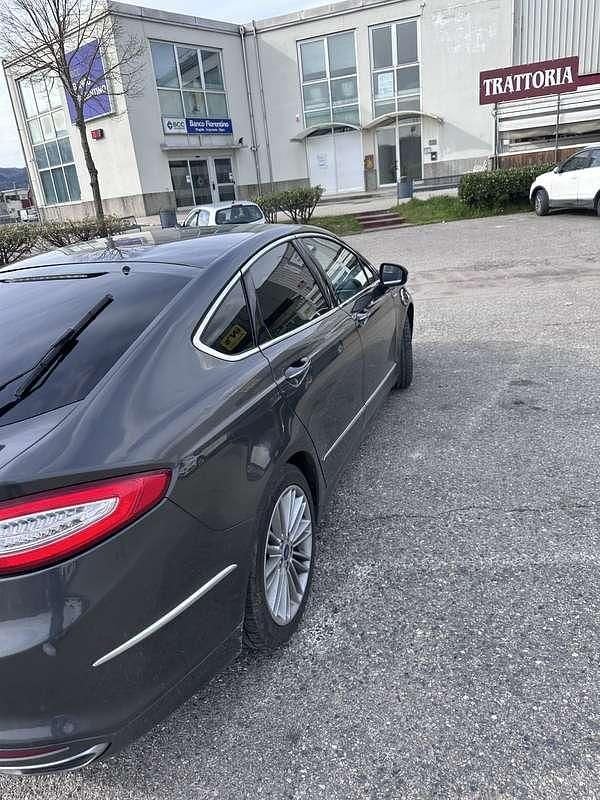 Usata Ford Mondeo Vignale 150 CV (110 kW) 2017 Berlina