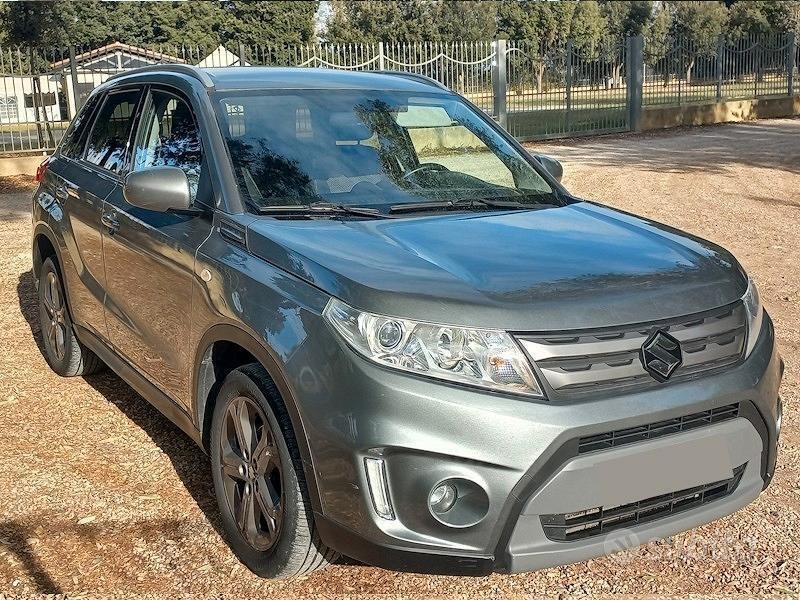 Usata 2016 Suzuki Vitara SUV | 12.900 € (Molto cara) - Immagine 1/4