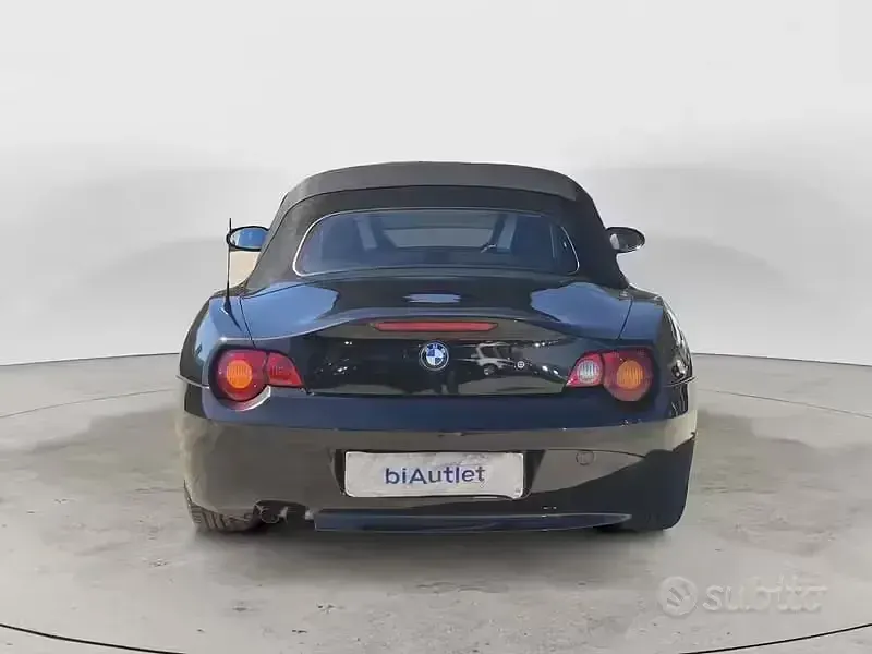 Usata BMW Z4 170 CV (125 kW) 2004 Nero Cabrio
