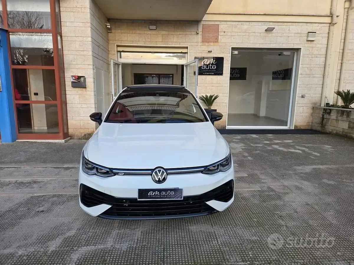 Usata VW Golf VIII GTI 320 CV (235 kW) 2022 Bianco Berlina