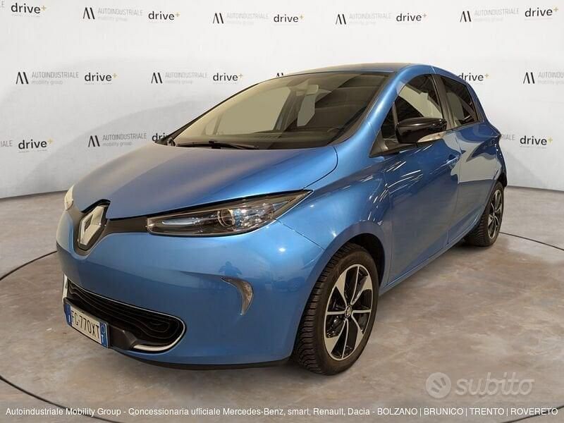 Blu Usata 2017 Renault Zoe Intens Due volumi | 8400 € (Cara) - Immagine 1/4