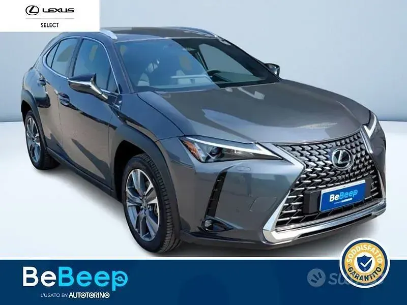 Usata Lexus UX 300e Luxury Line 2024 Grigio SUV