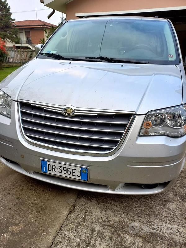 Usata Chrysler Grand Voyager 2008 Grigio Monovolume
