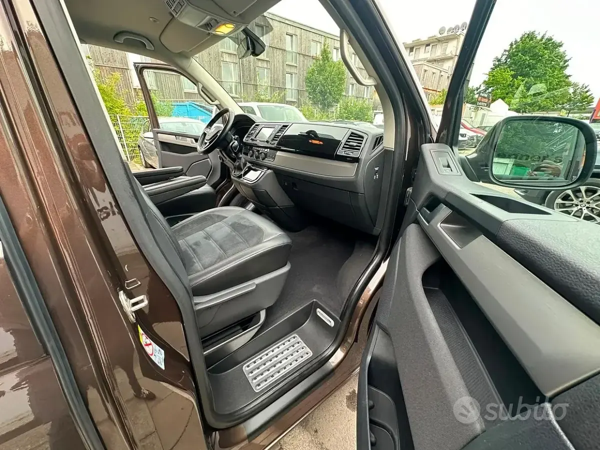 Usata VW Multivan 204 CV (150 kW) 2018 Marrone Monovolume