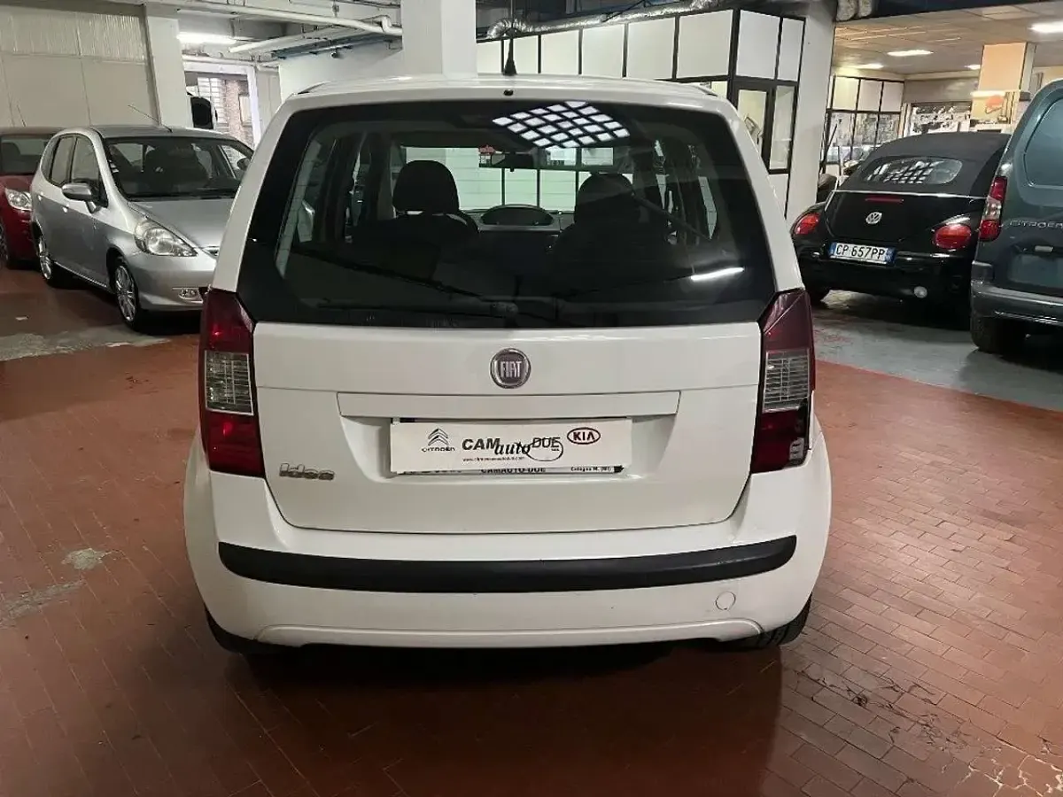 Usata Fiat Idea 80 CV (58 kW) 2009 Bianco Monovolume
