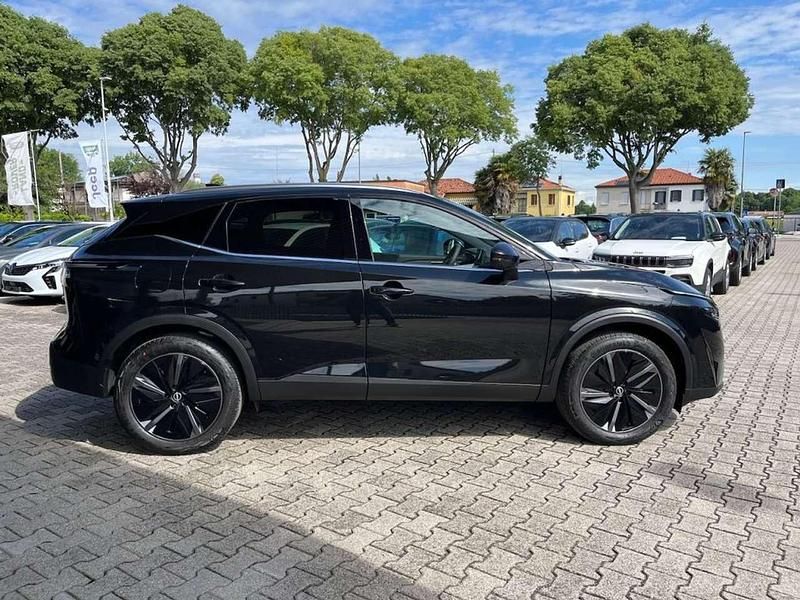 Nuova Nissan Qashqai Tekna 158 CV (116 kW) 2025 Nero SUV