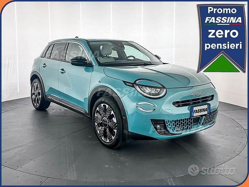 Usata Fiat 600 La Prima 101 CV (74 kW) 2025 Azzurro SUV