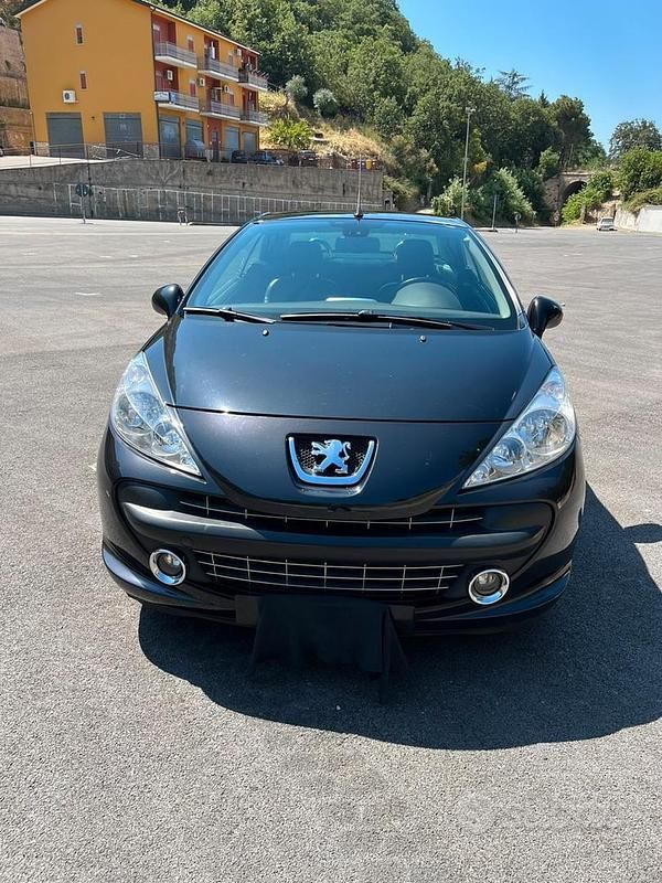 Usata Peugeot 207 CC 110 CV (80 kW) 2007 Nero Cabrio