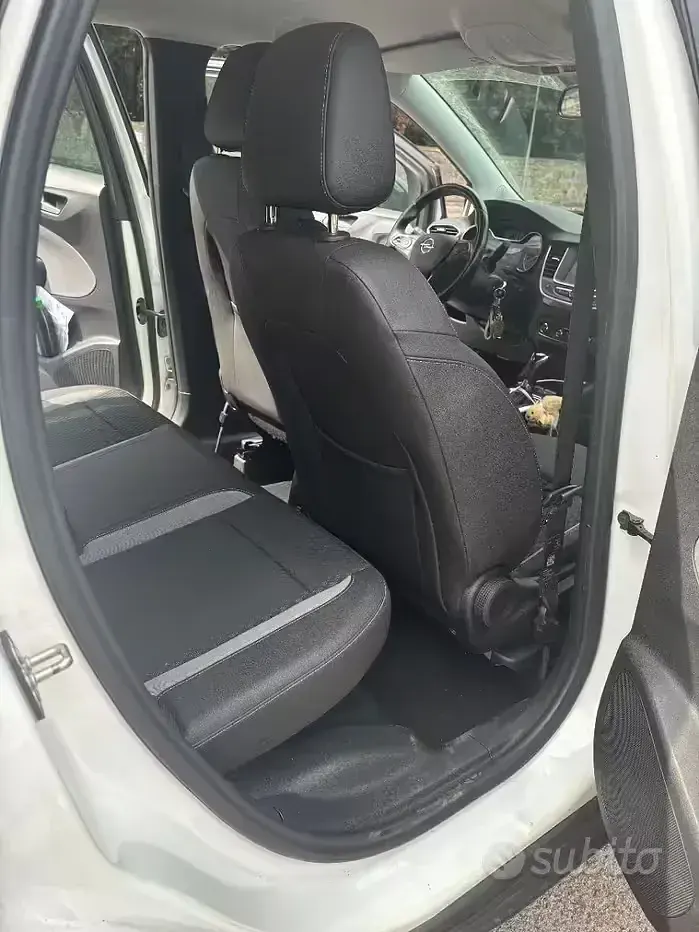 Usata Opel Crossland X 110 CV (80 kW) 2017 Bianco SUV