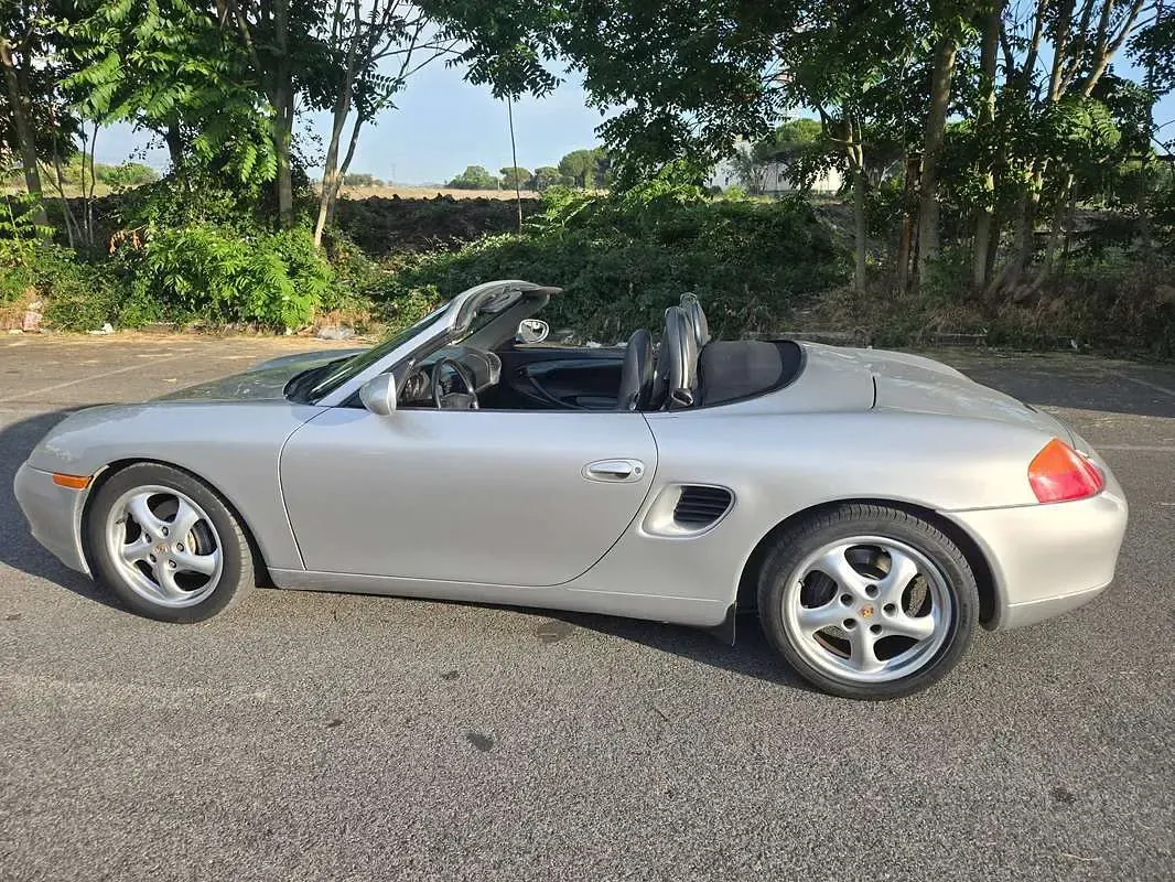 Usata Porsche Boxster 204 CV (150 kW) 1999 Argento Cabrio