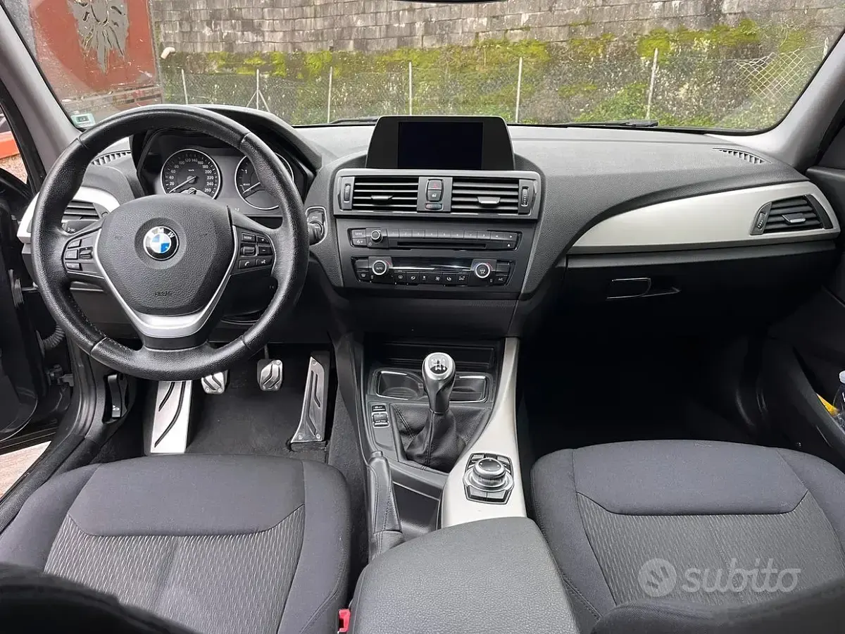 Usado BMW 116 116 HP (85 kW) 2014 Cinzento Citadino