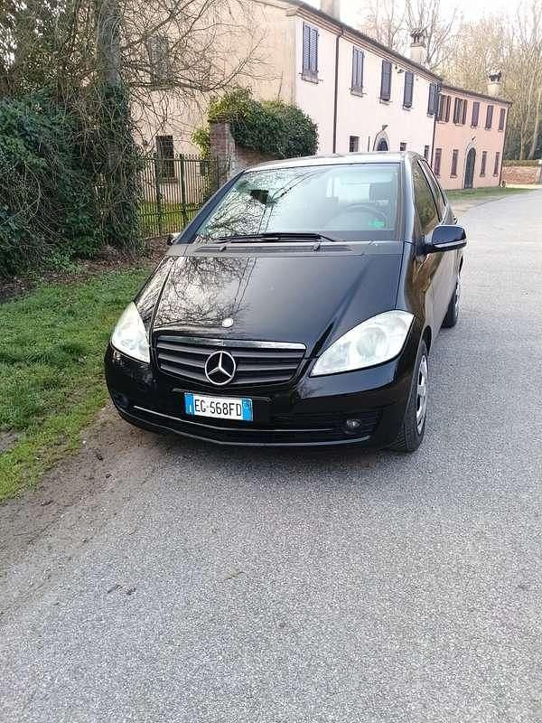Usata Mercedes A160 Executive 82 CV (60 kW) 2011 Nero Monovolume