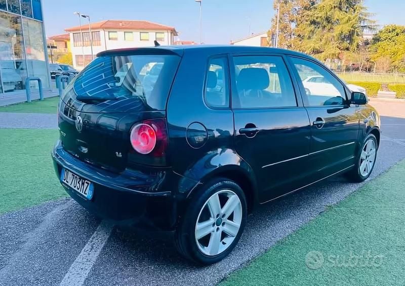 Usata VW Polo Comfortline 80 CV (58 kW) 2007 Nero Utilitaria