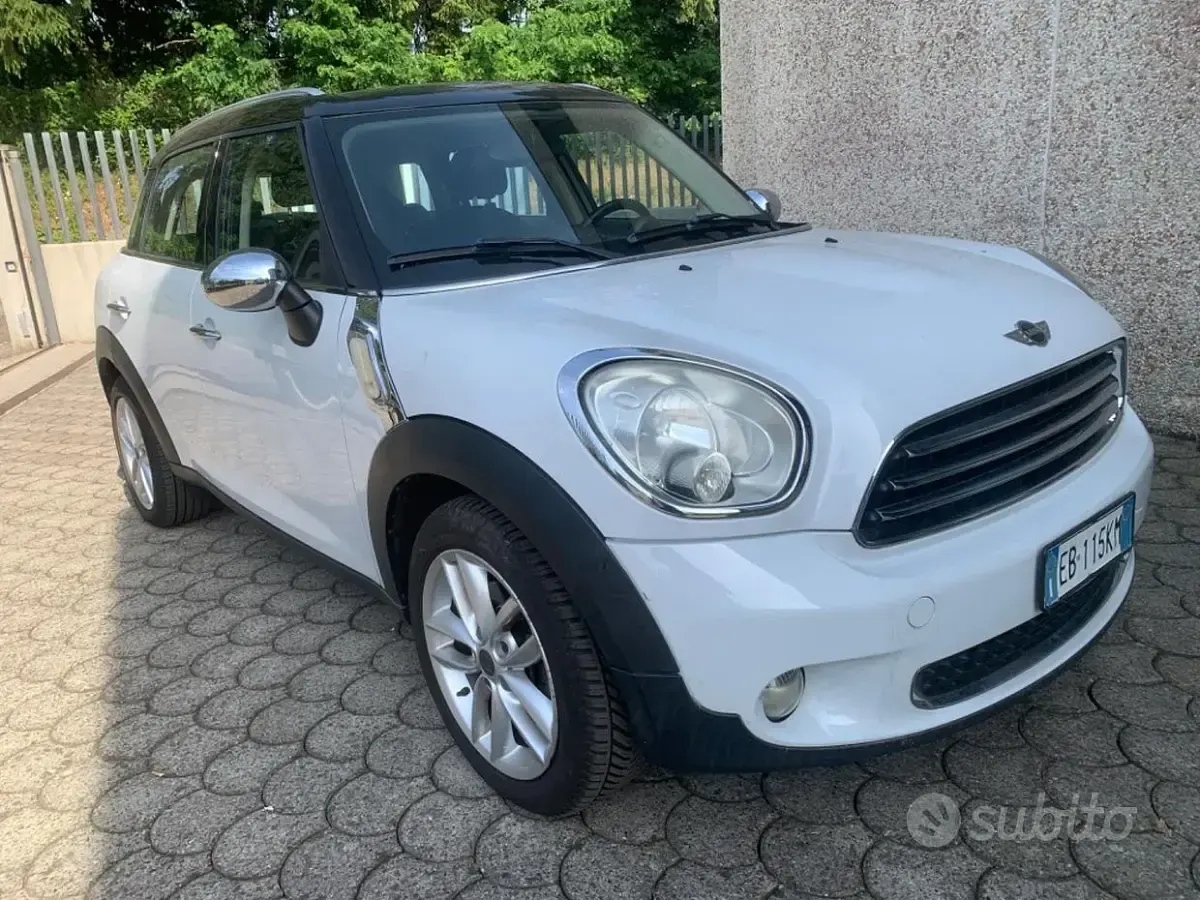 Usata Mini Cooper D Countryman 111 CV (81 kW) 2010 Bianco SUV