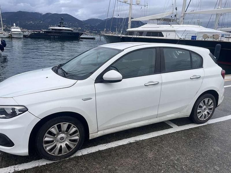 Usata Fiat Tipo Easy 95 CV (69 kW) 2017 Berlina