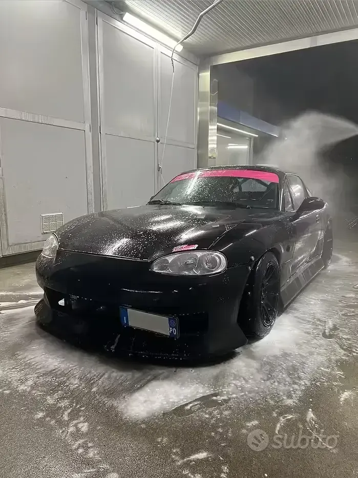Usata Mazda MX5 110 CV (80 kW) 2003 Nero Cabrio