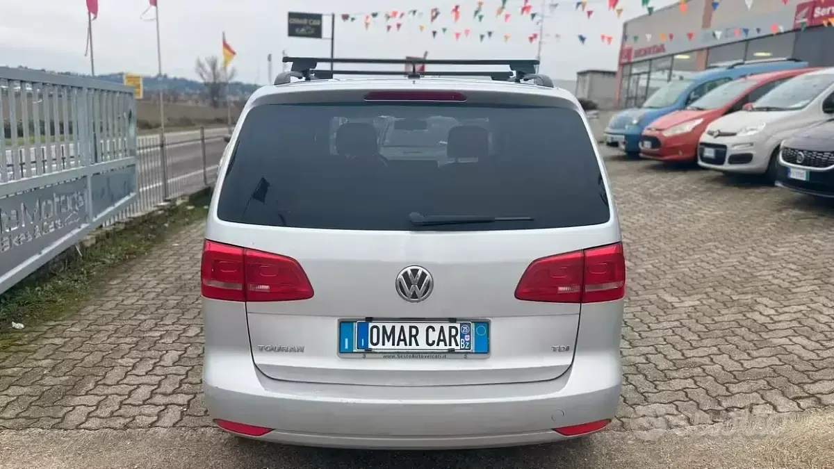 Usata VW Touran 105 CV (77 kW) 2014 Grigio Monovolume