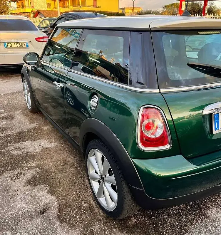 Usata Mini Cooper D 111 CV (81 kW) 2011 Utilitaria
