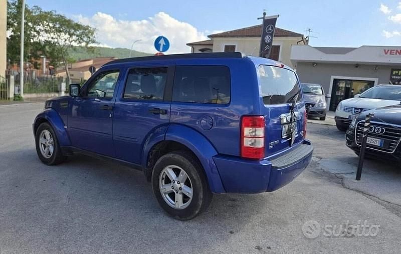 Usata Dodge Nitro 176 CV (129 kW) 2008 Blu SUV