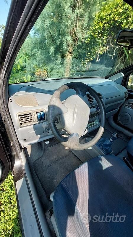 Usata Renault Twingo 2002 Utilitaria