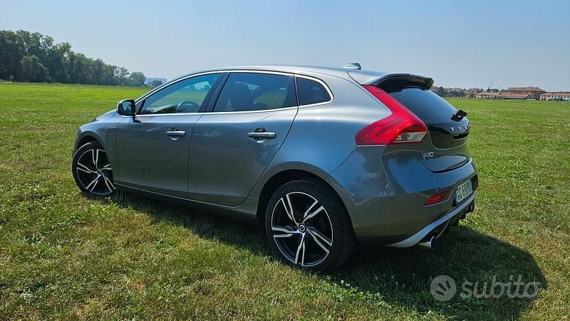 Usata Volvo V40 R-Design 2018 Berlina