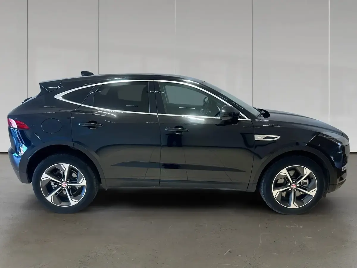 Usata Jaguar E-Pace SE 163 CV (119 kW) 2022 Nero SUV